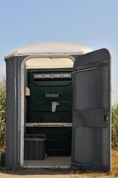 Best Luxury portable toilet rental  in Camden, AR